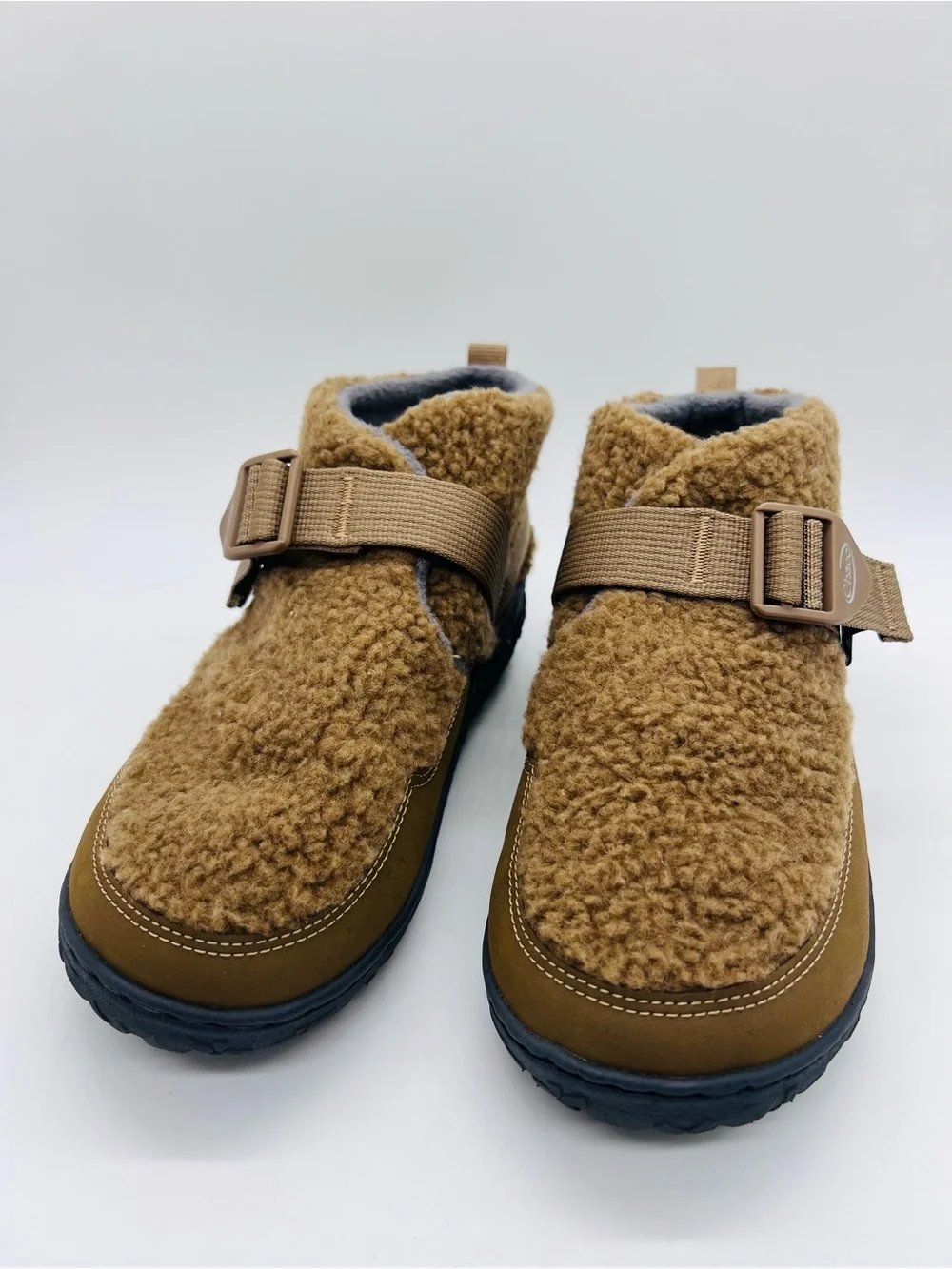 Chaco Kids Shearling-Look Tan Ramble Fluff Slippers Big Kid Size 6